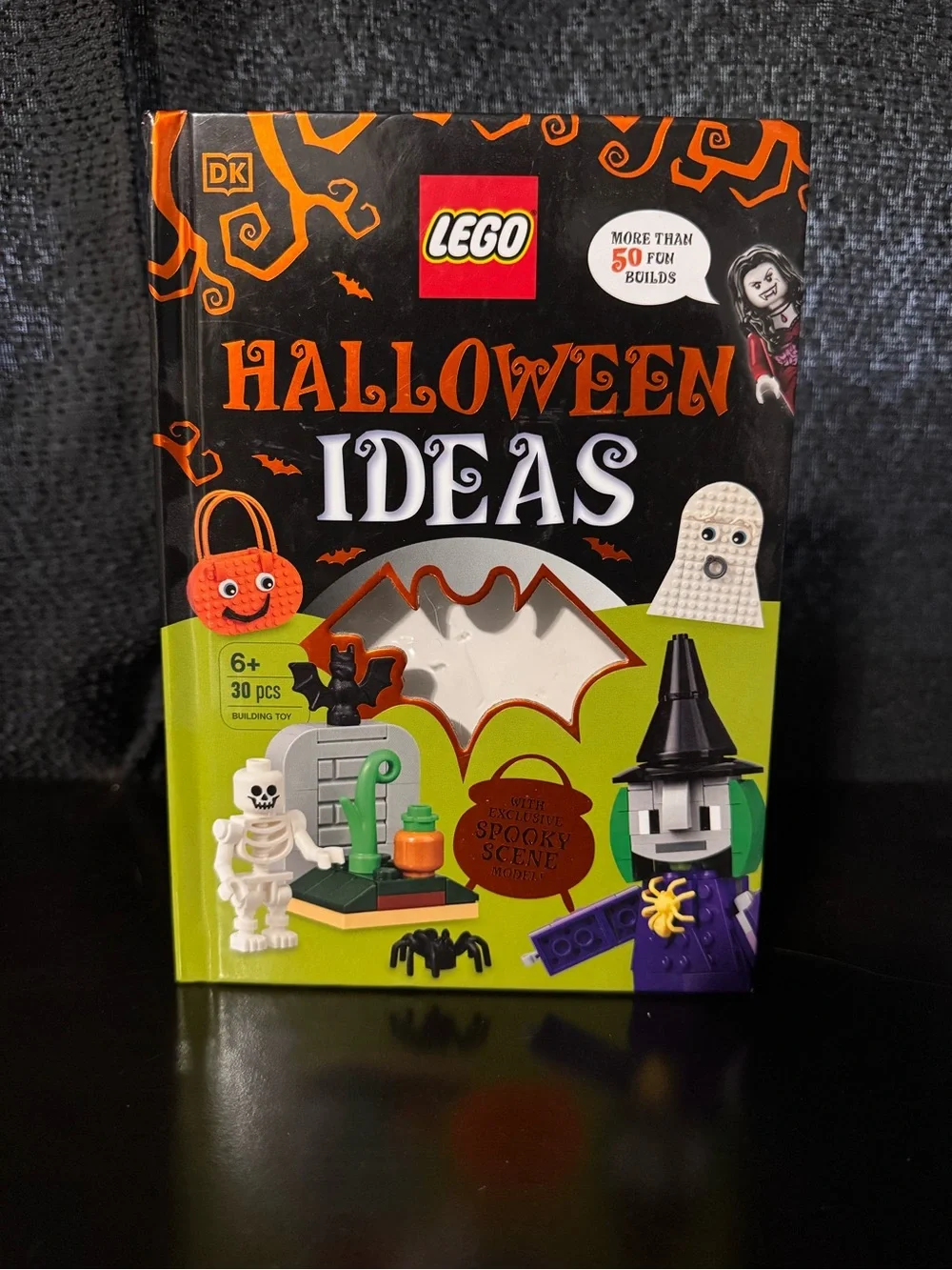 LEGO Halloween Ideas-With Exclusive Spooky Scene Book